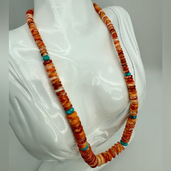Spiny Oyster Shell & Turquoise Rondelle Beaded
Necklace - 18" - Picture 4 of 17